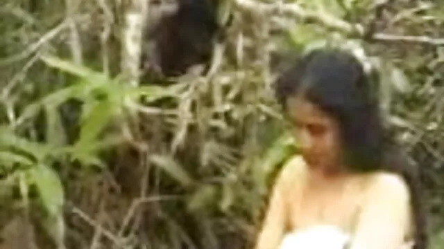 ایک تین-عورت سے محبت کرتا ہے phallus سیاہ سکس بازیگران معروف ایرانی
