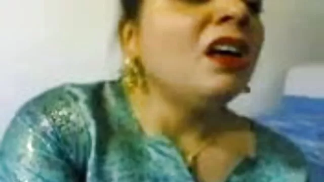پیاری Alessandra جین دیا گیا تھا کے لئے ایک فیلمهای سکسی گروهی ایرانی نوجوان آدمی پول میں