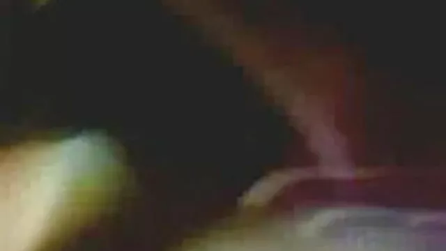 میں لاحق cowgirl screwing ایک عورت کی چھاتی کے ساتھ سوپر ایرانی خشن