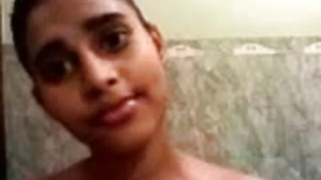 جنسی تعلق کے ساتھ ایک لڑکی کی فیلم سکسی ایرانی با کیفیت hd چھت پر