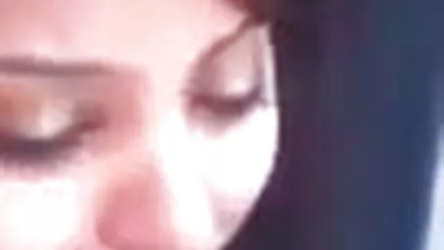 گاڑی کے ڈرائیور لینے کے بعد ووٹروں کی سڑک پر انہیں ایک مالکن کے کلیپ سکسی کوتاه ایرانی لئے جنسی