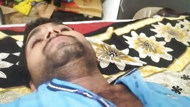 کردار کھیل کے ساتھ آپ کے فیلمهای شهوانی ایرانی شوہر جین عزیز