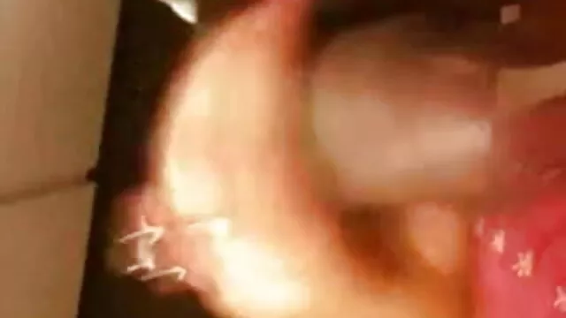 کسبی ننگی چڑھانے میں ایک فیلم سکسی ایرانی انلاین آدمی ، پول