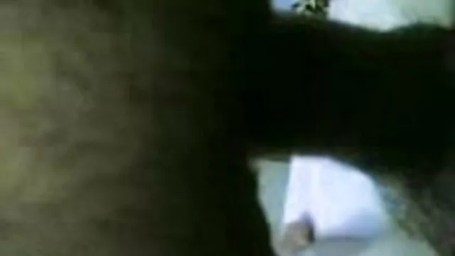 Brunette کے تلاش ایک نوجوان کے پریمی کے لئے اس کلیپ سکسی ایرانی کم حجم کے شوہر