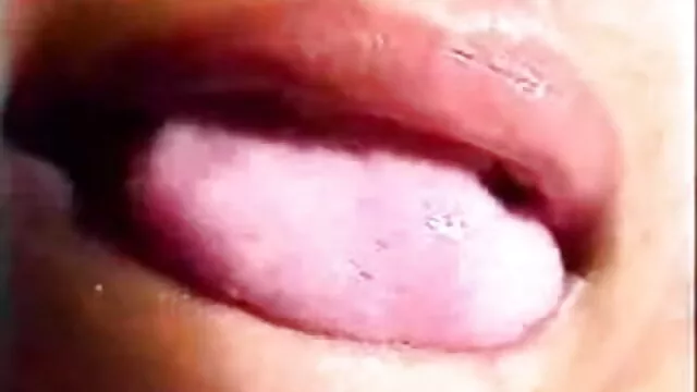 خاتون خانہ بھاڑ میں جاؤ سوپرسکس ایرانی جدید Monique اس کے شوہر کے ساتھ میز پر
