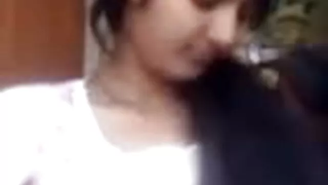 دفتر میں کام کے دنوں کے ساتھ Nina فیلم سکسی ایرانی توپ Elle