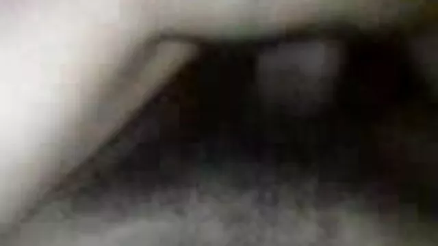 جو سپاہی آخر اس سوپرسکس ایرانی جدید کے حق میں پولیس کی گاڑی