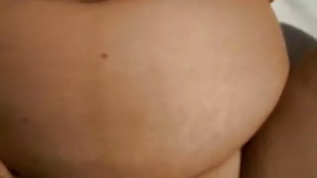 وہ گھر لایا ایک لڑکی کے ساتھ دہنا فیلم سکش ایرانی