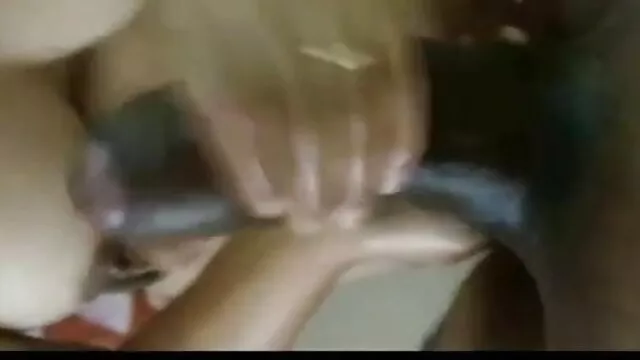 کتیا ہالی ووڈ کے ساتھ ایک کلیپ سکس ایرانی مخفی dildo کے