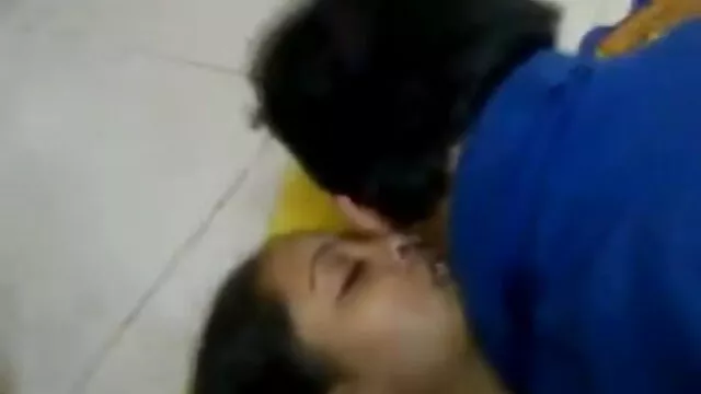 جبکہ کلیپ سکسی ایرانی تجاوز وہ پوچھ گچھ شروع کی ، ان کی گرل فرینڈ ان کے دوست