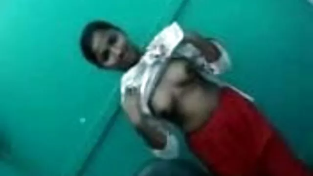 چیف انجینئر فیلم سکسی ایرانی دوربین مخفی Keiran لی پھاڑ دور کی بیوی اپنے باس Aubrey ایک دفتر میں