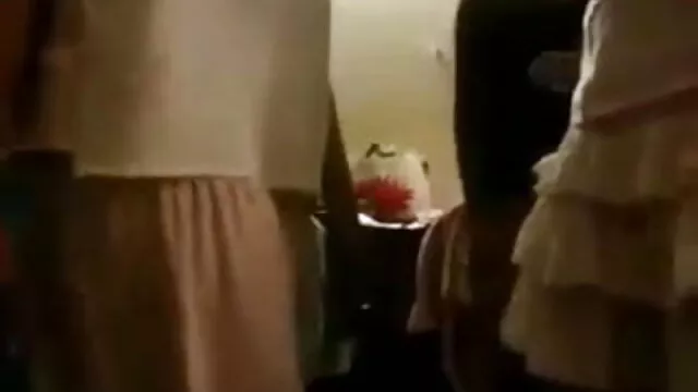 ڈبل دانلود فیلم سوپر ایرانی لوتی خوشی کے لئے ایک نوجوان آدمی