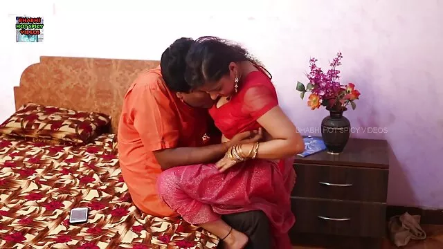 آخر رات کی دانلود کلیپ سکسی ایرانی زوری آمد