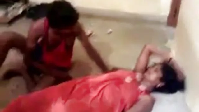 Assfucked Cerise کے سب سے اوپر پر تبادلہ کے گھر کے سکسی جدید ایرانی قریب