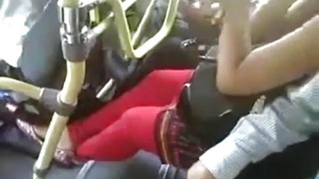 سوتیلی ماں گوند سکسی فلم ایرانی اس کے ہاتھ میں سنک اور مصیبت