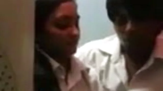 بغیر فيلم سكسي باحال ايراني ماں کے آخر میں پیلا منڈا