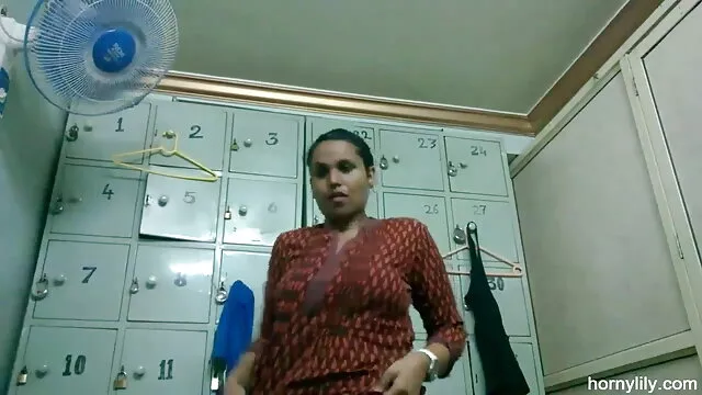 عزیز فرتیلی میں فیلم سکسی ایرانی کیفیت بالا معدنیات سے متعلق کے ساتھ دو دو