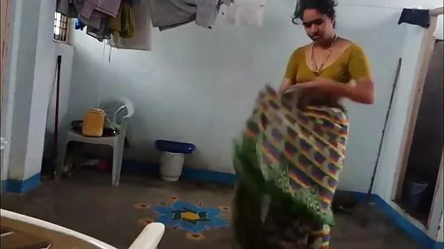 ایک نئے پریمی کو آمادہ کرنے کے لئے ایک فیلم سگسی ایرانی عورت کے ساتھ زنا اس کی بیٹی